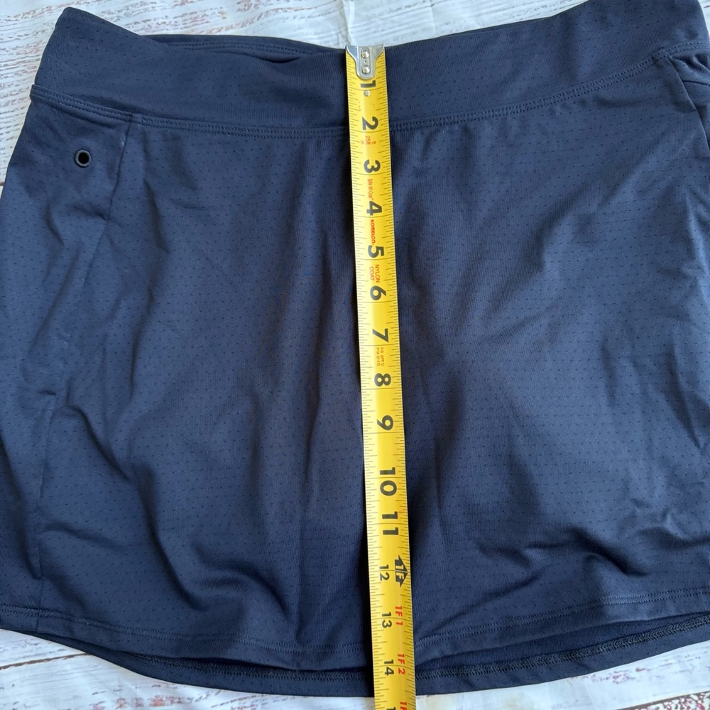 L.L. Bean Black Active Skort –‎ Women’s Small, UPF 50+ - Picture 8 of 9
